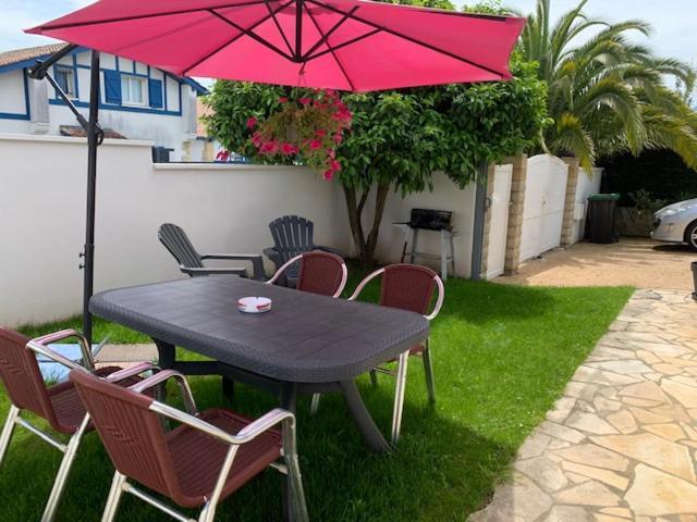 Les Hirondelles 2Km De La Plage-Jardin-Wifi-Parking-Draps Et Serviettes Hendaya Exterior foto